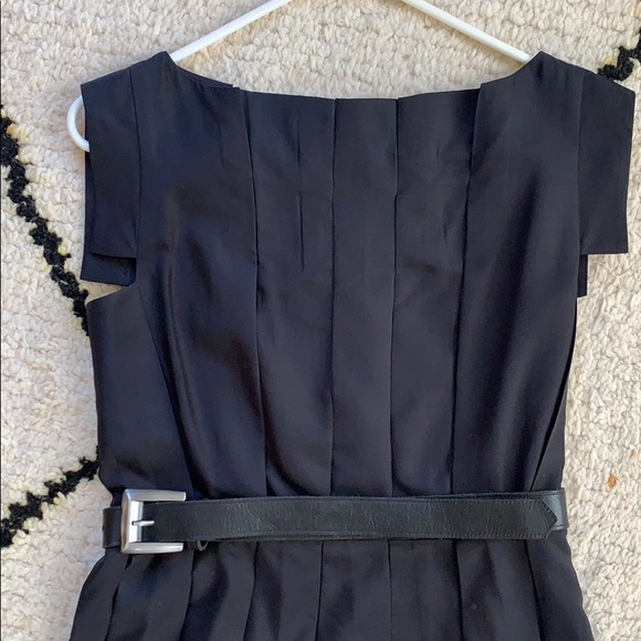 Beautiful, elegant Silk Black Halo pleated dress - Picture 1 of 8